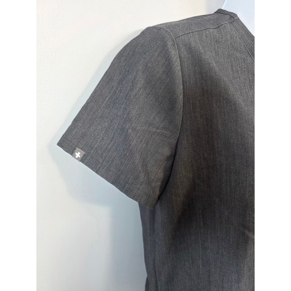 FIGS Technical Collection Gray Scrub Top Women's Small S Medical With Logo /A64 - Picture 3 of 8